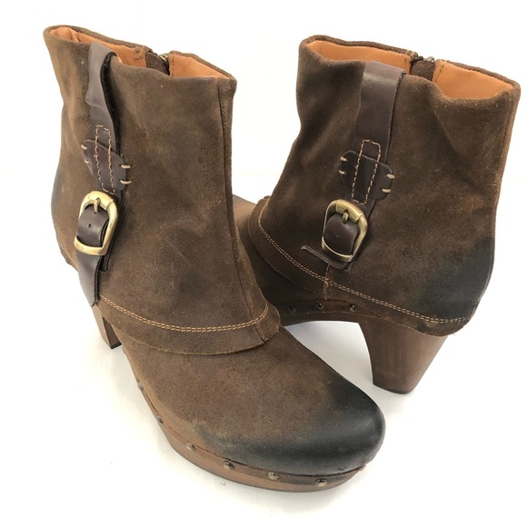 earthies ankle boots